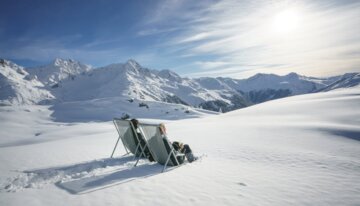 Ausblick genießen Bergrestaurant Muttjöchle | © Dietmar Denger - Vorarlberg Tourismus